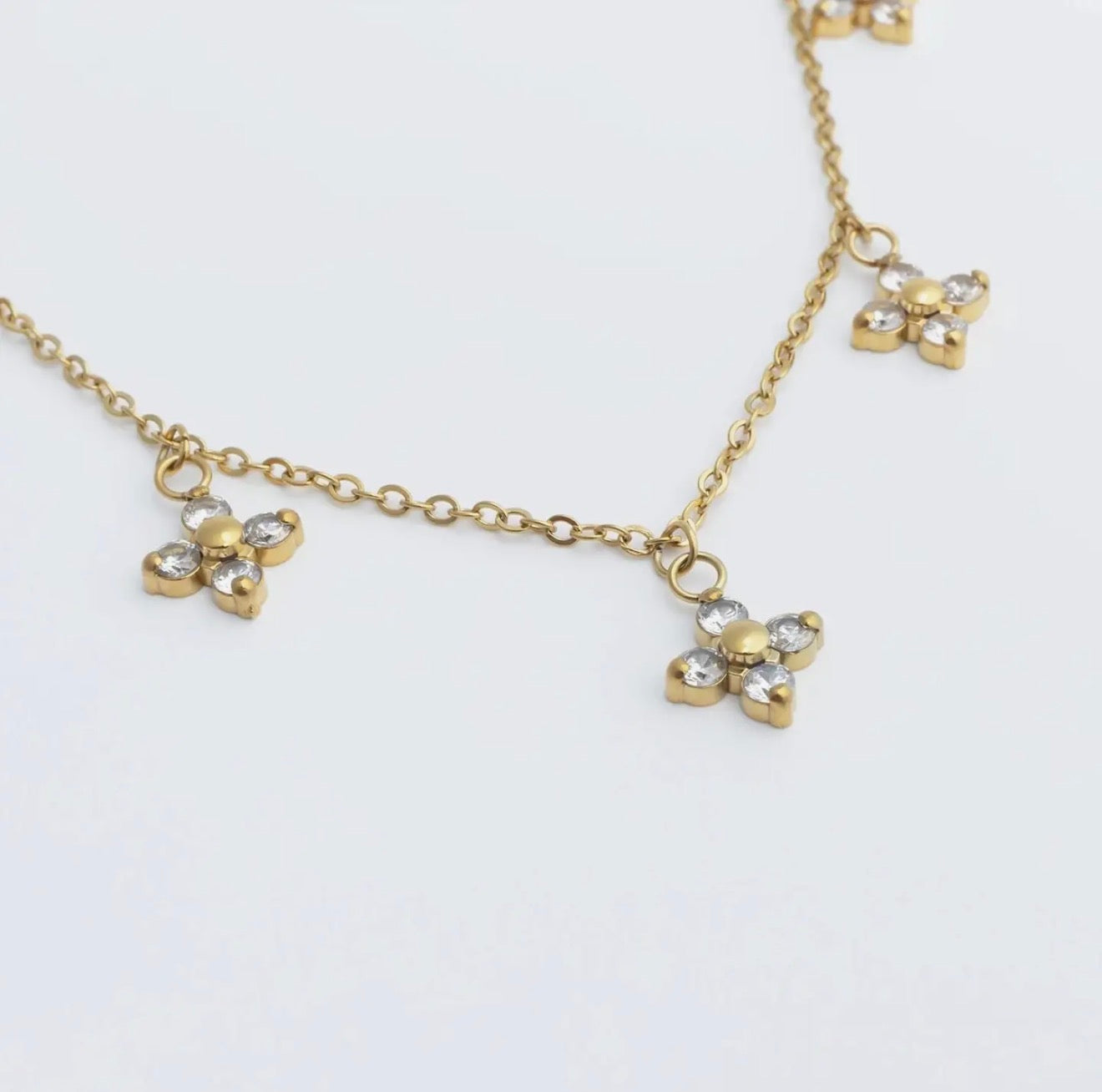 Dangle Floral Necklace
